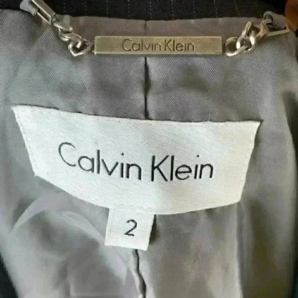 Calvin Klein 3 button turn lock blazer 2 pockets - Picture 8 of 8